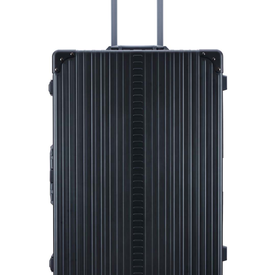 Best Luggage Brands for International Travel in Canada