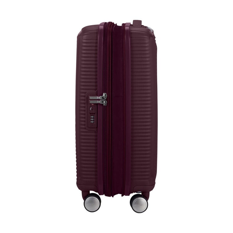 American Tourister Curio Spinner Carry-On
